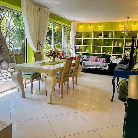 Luxury Pool By Maryn Apartamento *